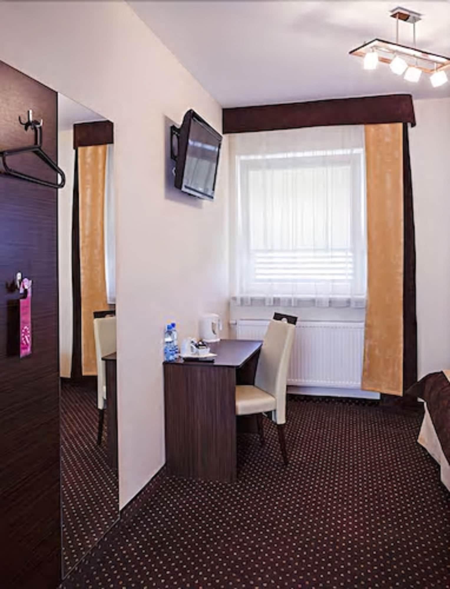 Boutique Hotel'S I Milionowa Łódź Exterior foto
